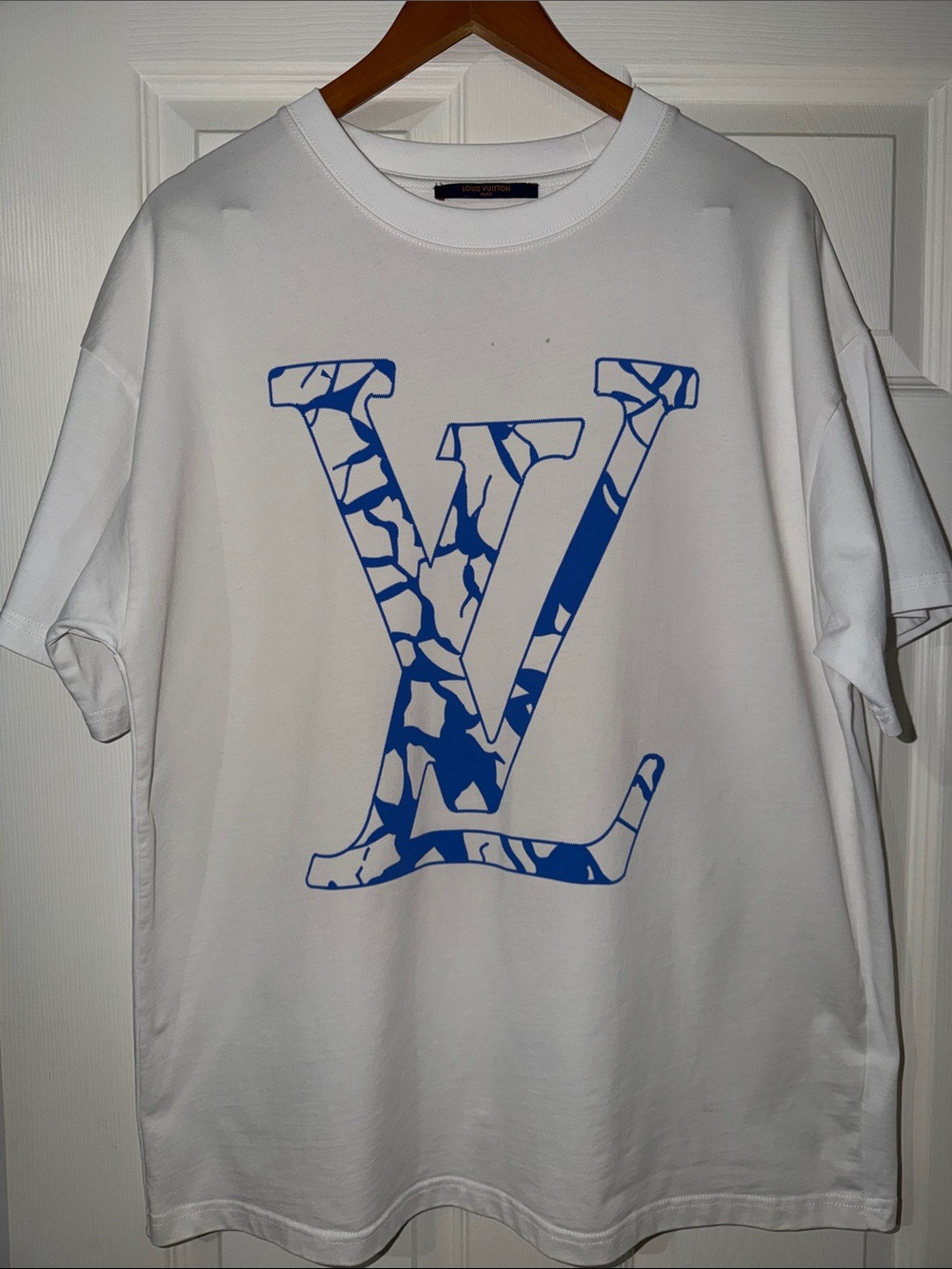 Louis Vuitton Men’s short sleeve T-Shirt
Size Large